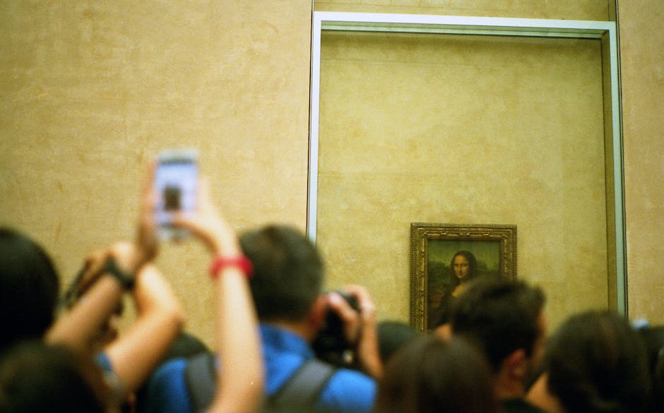 An image depicting a person stealing a painting from a gallery.